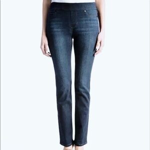 MOVING SALE! - GUC - Liverpool Pull On Straight Leg Jean Soft & Stretchy Size 6